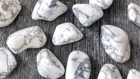 Meaning, Properties And Healing Virtues of Howlite