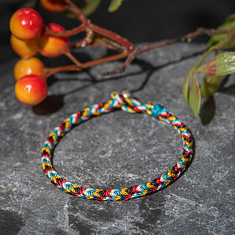 Pulsera de hilo trenzado de protección de hilo de cinco colores hecha a mano en el Tíbet 