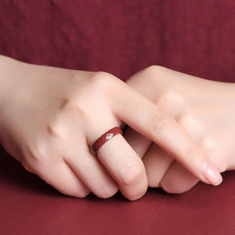 Anillo de bendición de nubes auspiciosas de cinabrio Om Mani Padme Hum