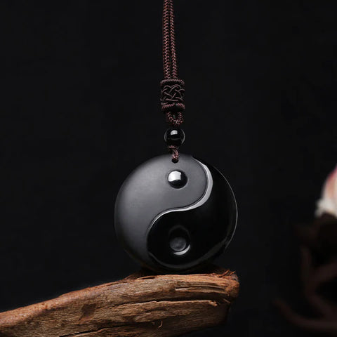 Colgante de collar Yin Yang de purificación tallada de taoísmo de obsidiana negra