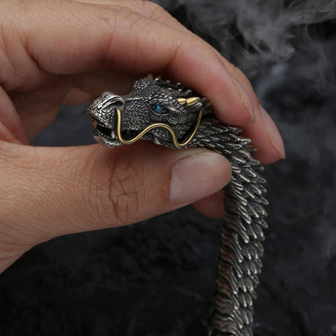 Pulsera de cadena de protección de la suerte con amuleto hecho a mano de dragón nórdico