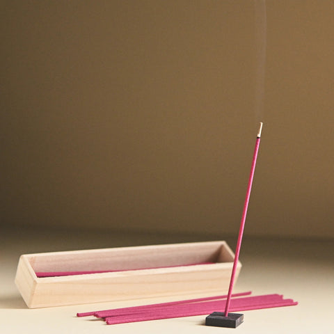 Rose Incense w/ ceramic holder 40 Sticks