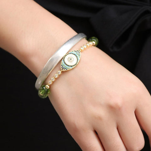 Pulsera de mal de ojo estilo peridoto