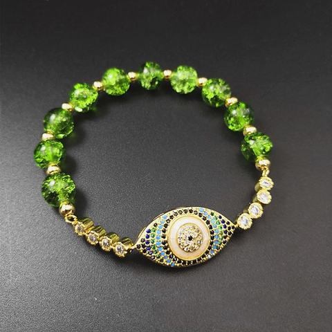 Pulsera de mal de ojo estilo peridoto