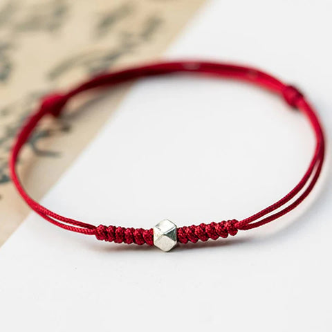 Pulsera trenzada de hilo rojo de protección de cuentas de suerte de plata de ley 925