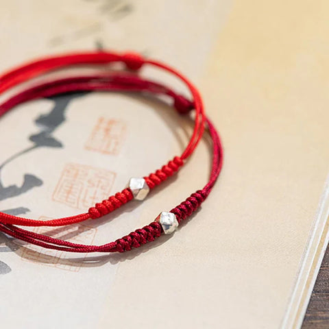 Pulsera trenzada de hilo rojo de protección de cuentas de suerte de plata de ley 925