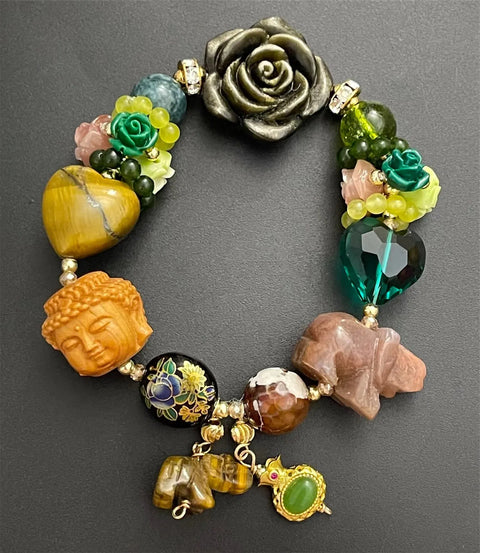 Obsidian, Peony, Peridot, Elephant, Gourd, Tiger eye, Long-eared Buddha, Jade