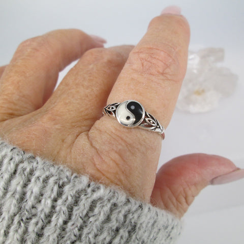 Yin and Yang Ring Chinese Philosophy,Taoism,Fengshui