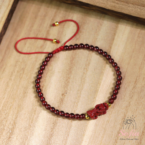 Natural Borgoña Granate Piedra Pixiu Encanto Pulsera Dainty - Granate Rojo Piedra Preciosa Pi Yao Pulsera Minimalista Regalo para ella